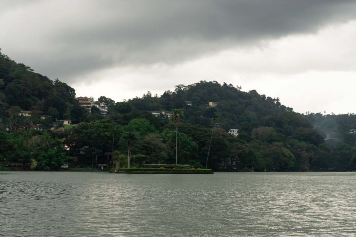 Sri Lanka Kandy lake